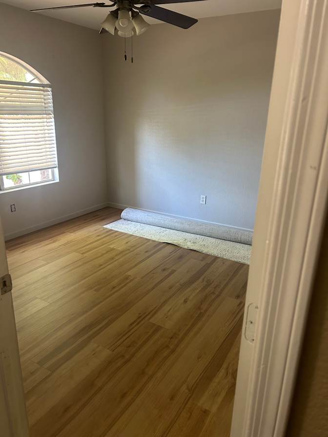 Tom's room