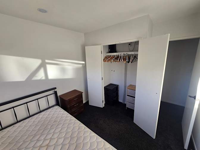 JAYDEN's room