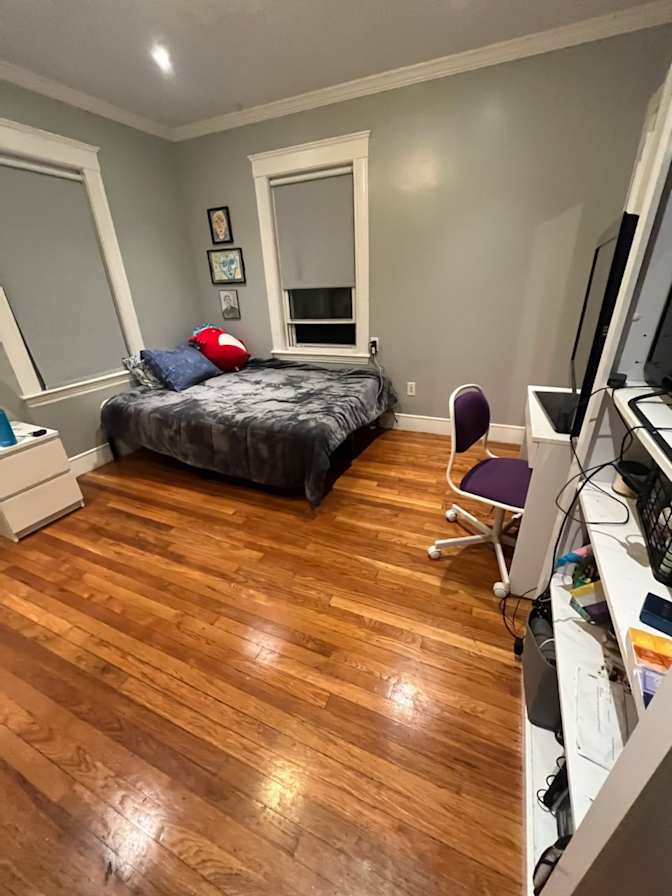 Steven's room