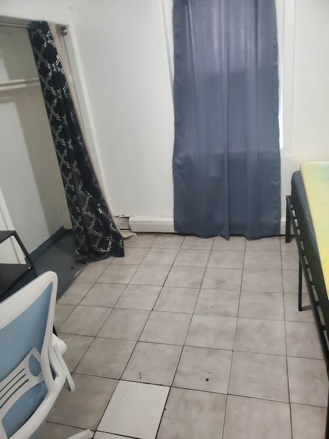 Junior  spence's room
