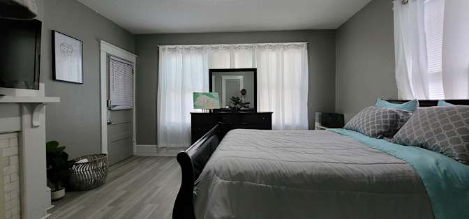GBU Holdings Group's room