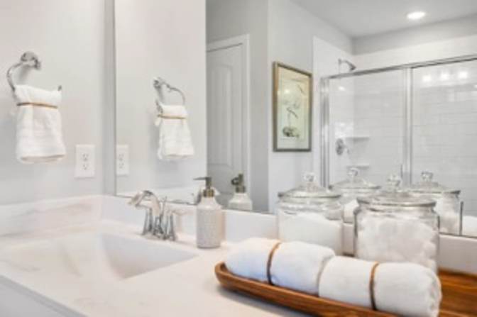 Alcove Rooms's room