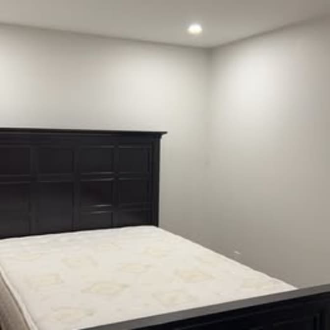 HONG TAI JIAO's room