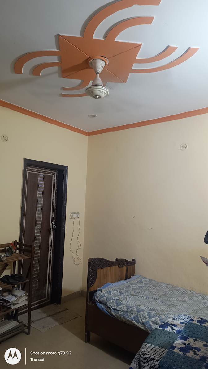 Raai's room