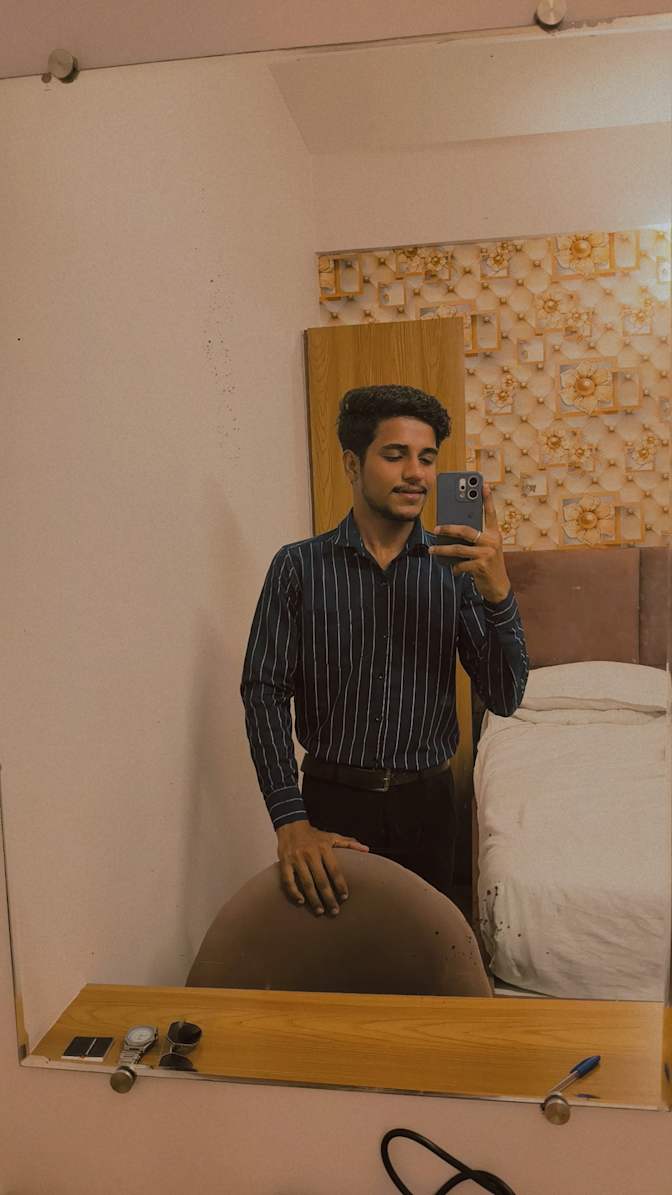 Pawan singh's room