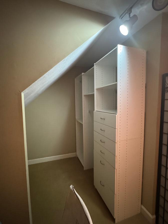 Floyd's room