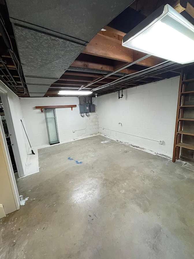 Colin long's room