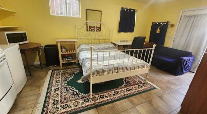 Dennis Pow-Sang's room