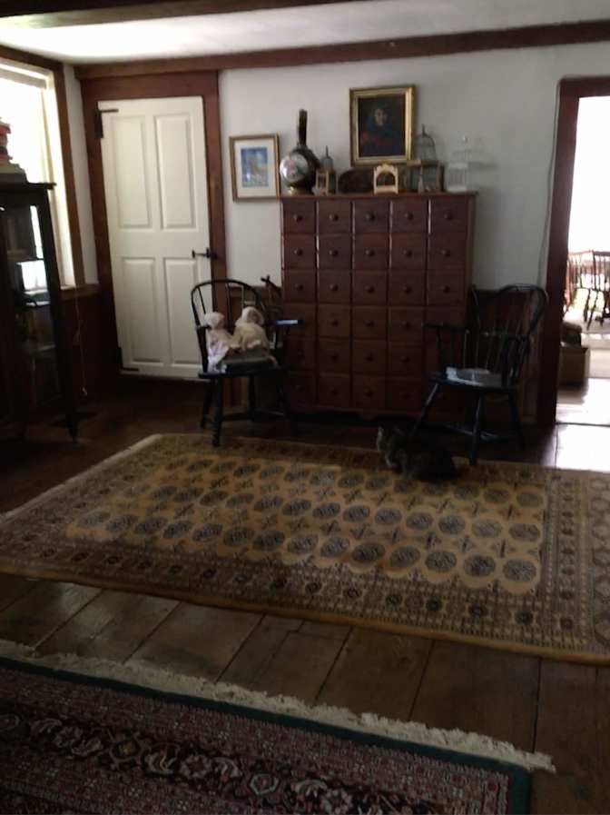 Aileen L's room