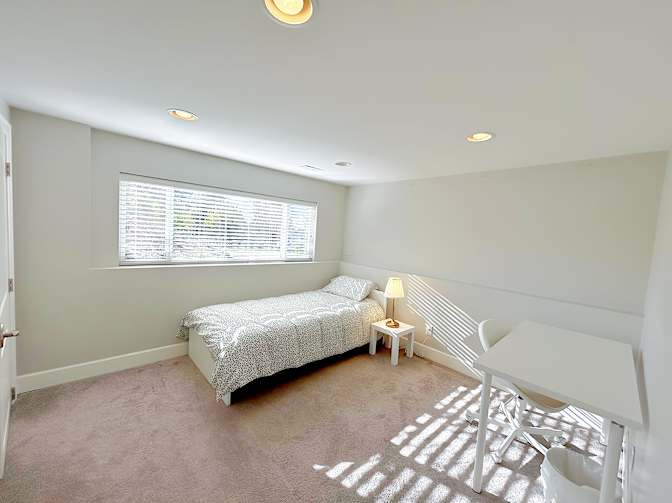 Shahram's room
