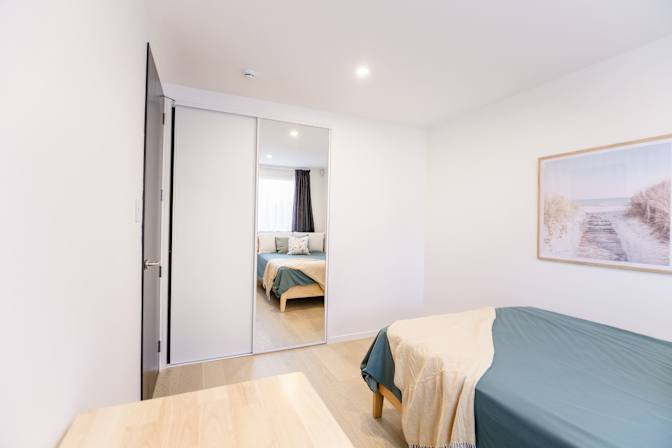 Ateria's room