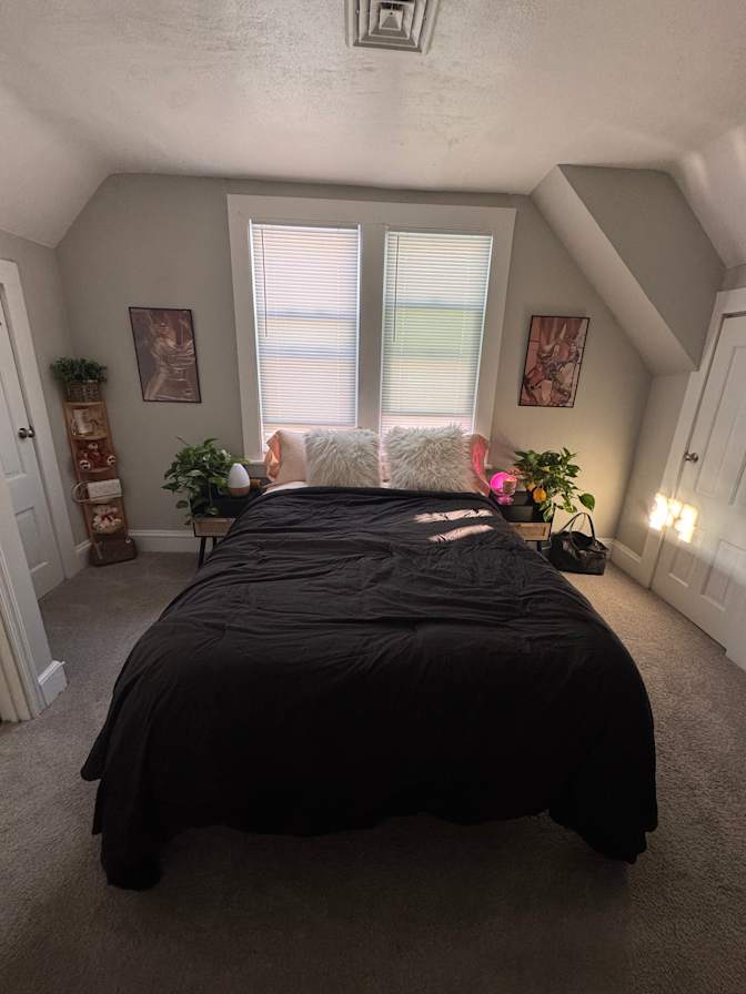 Jordana's room