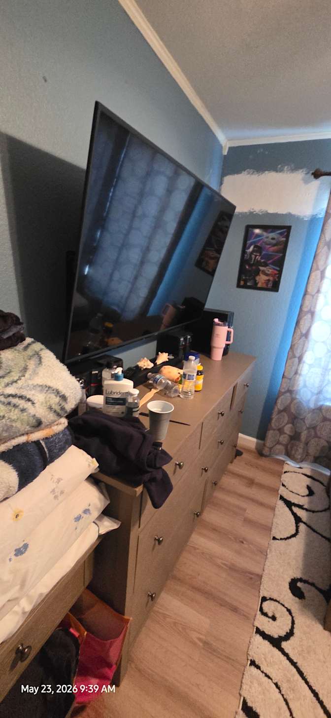 avelino's room