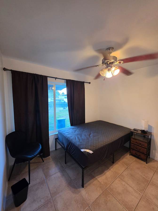 PadSplit's room