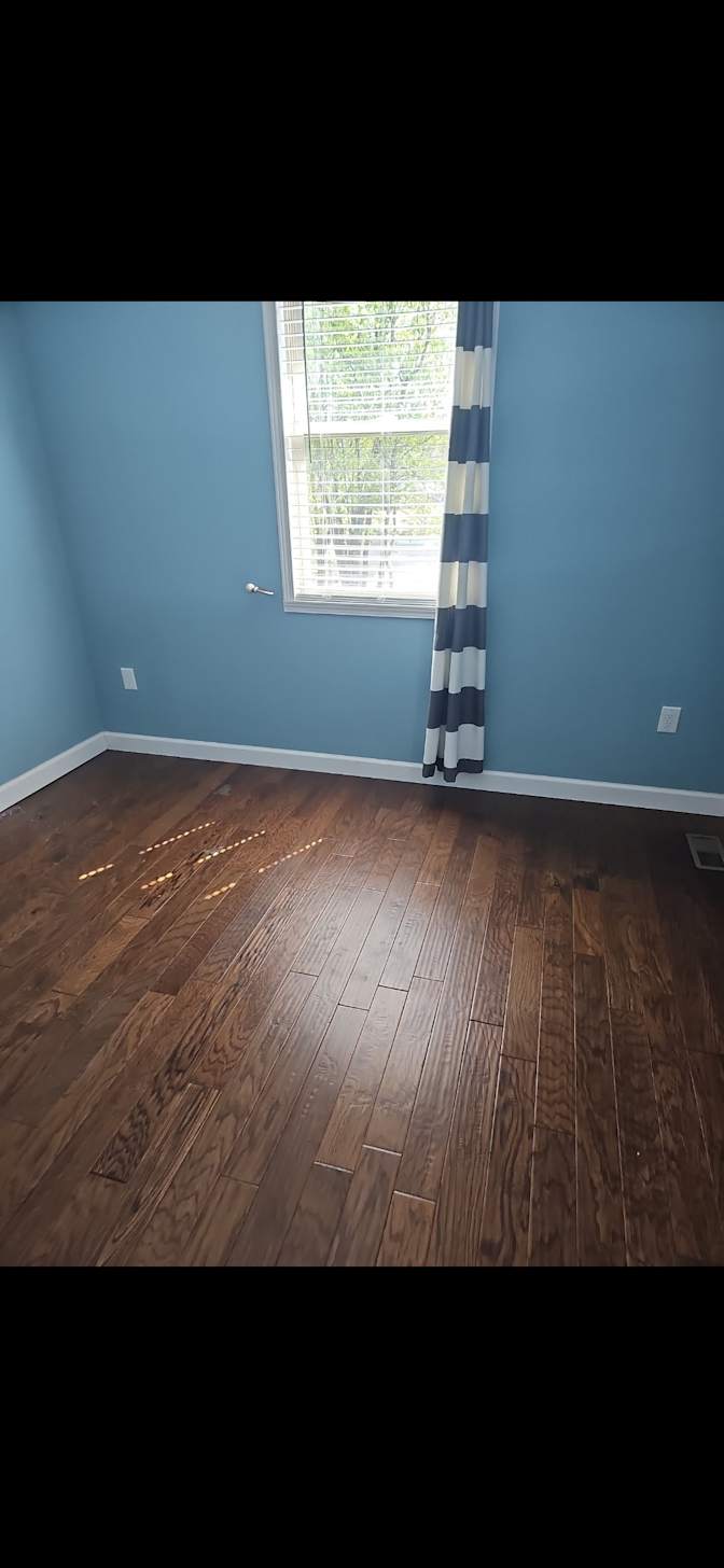 Linda's room