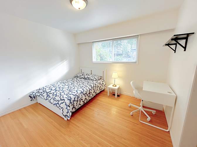 Shirin's room