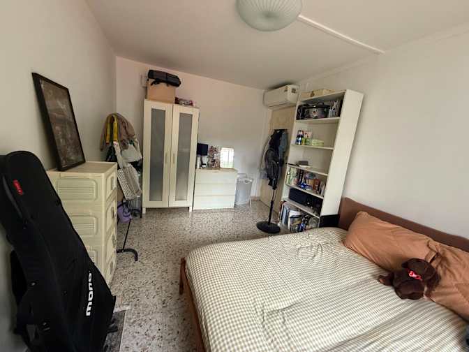 Atiya Junaidi's room