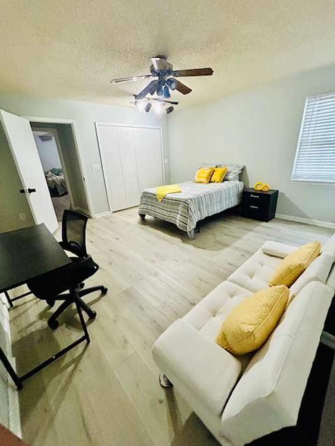 PadSplit's room