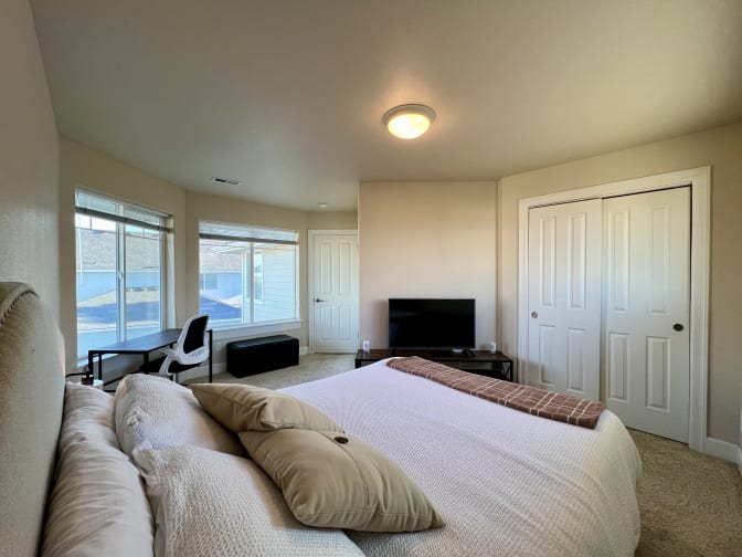 Dan's room