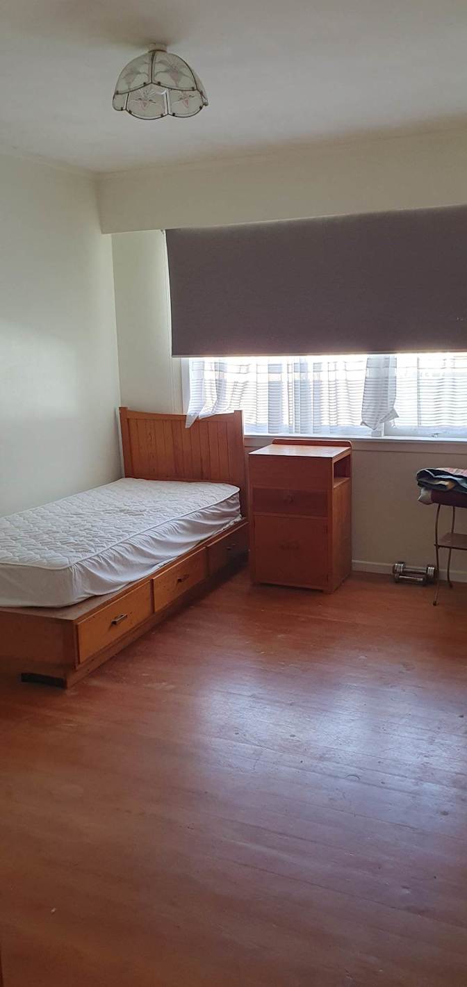 Victoria's room