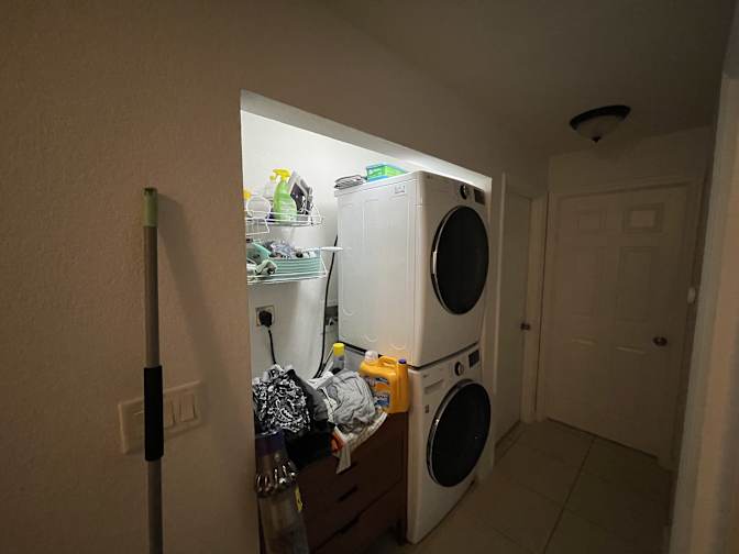 Lucas A Abreu's room
