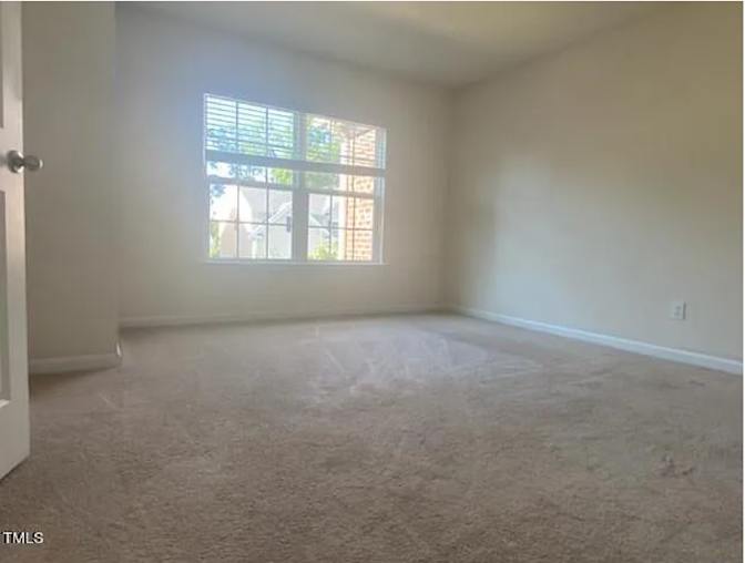 Ray R Rader's room