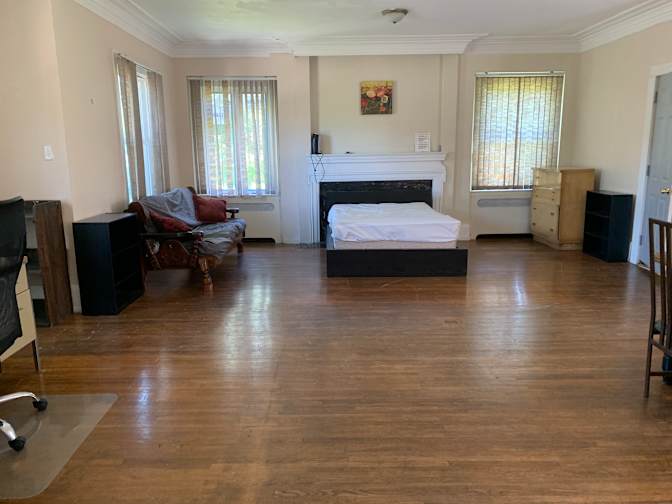 Lisa's room