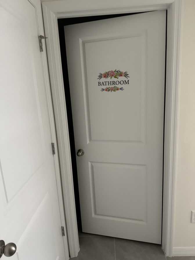 Agnes's room