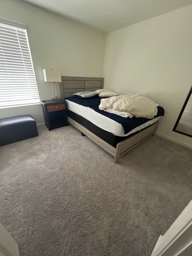 ttoo's room