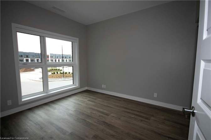 Mercedes's room