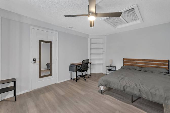 PadSplit's room