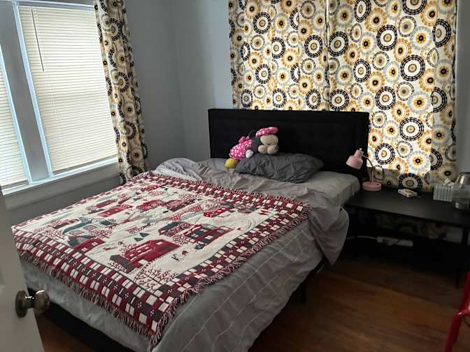 HANG CHEN's room