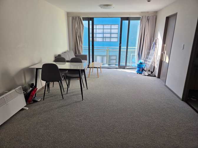 Mingsheng's room