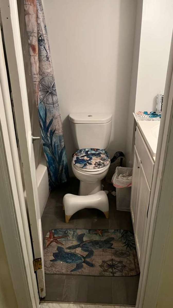 Stephanie M Williams's room