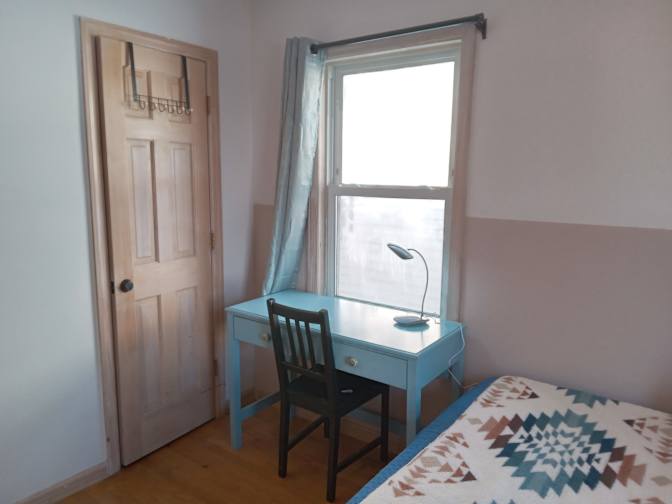 L's room