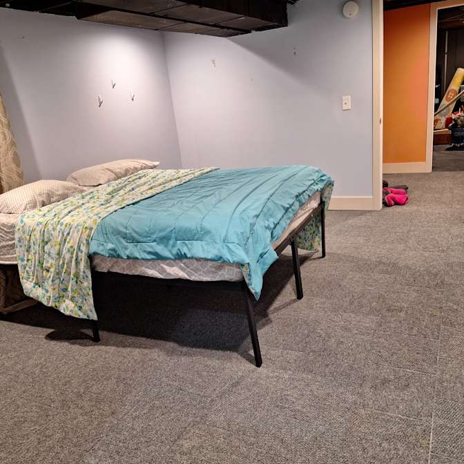 Lynn's room