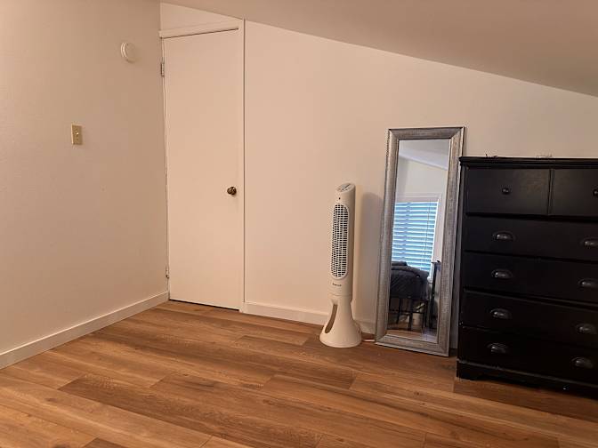 Tam's room