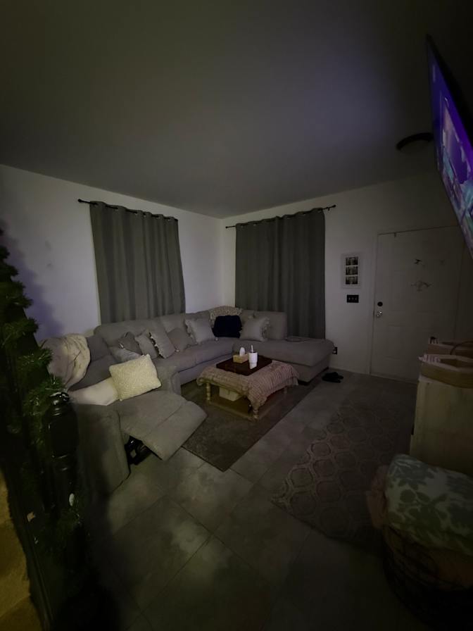 Jon's room