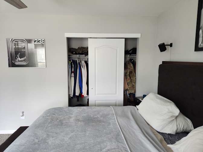 Robert's room