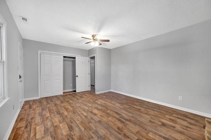 lifedoorrentals's room
