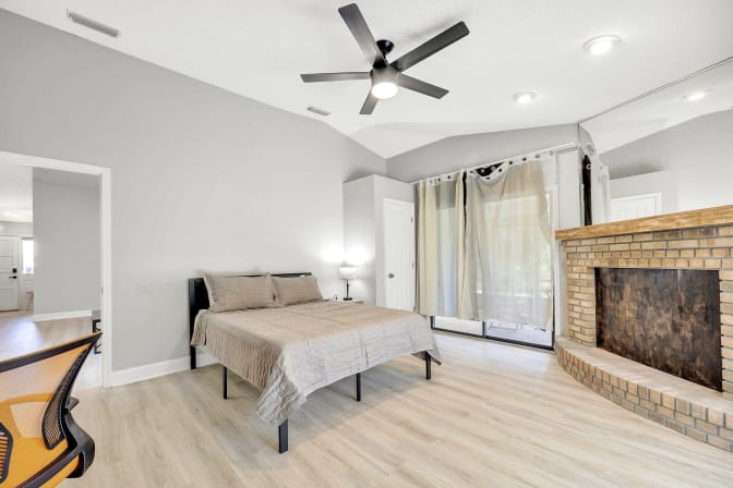 PadSplit's room
