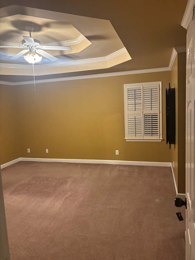 GEORGE's room