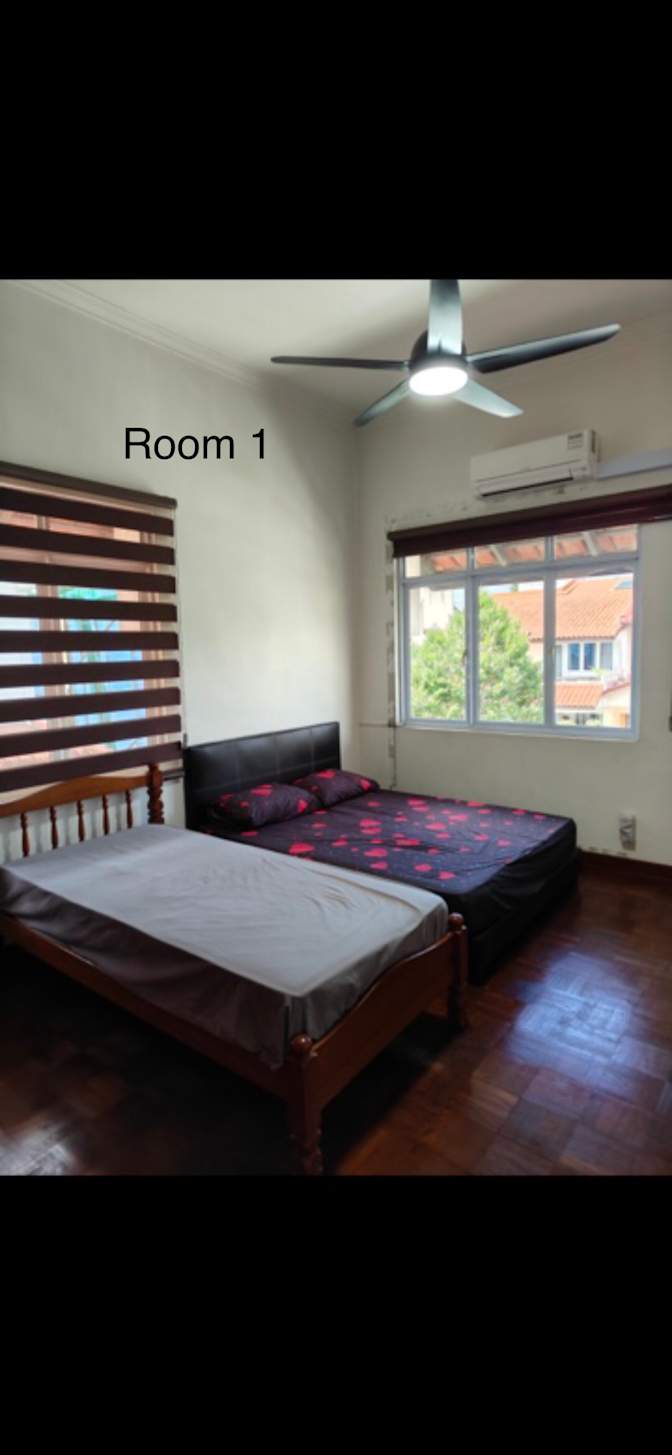 Ang's room