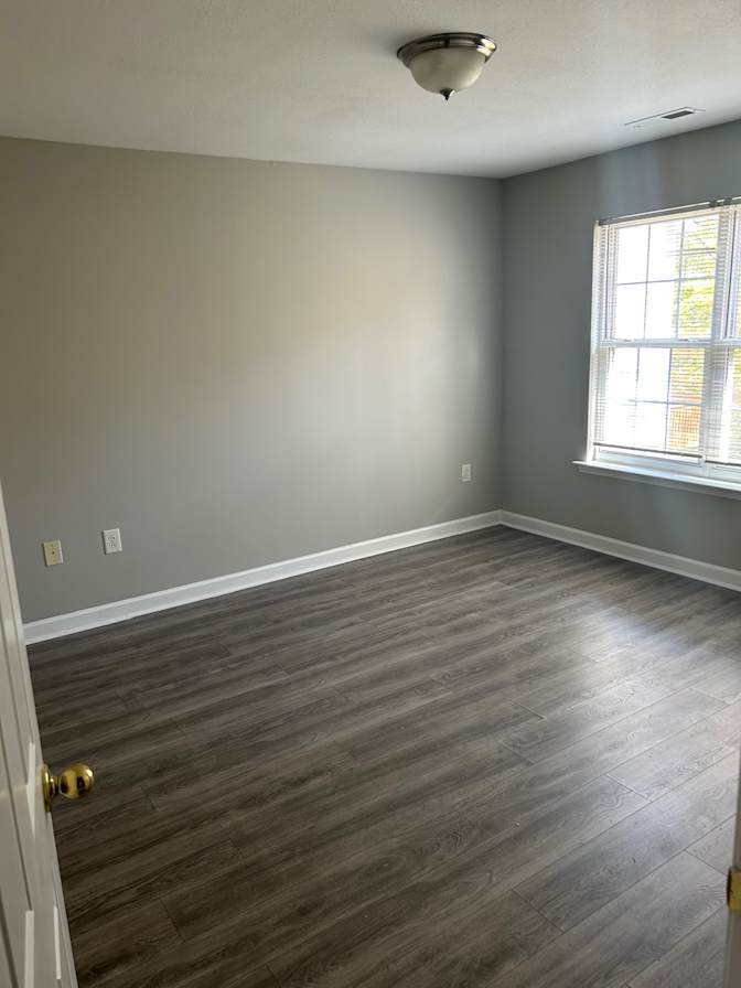 Alcove Rooms's room
