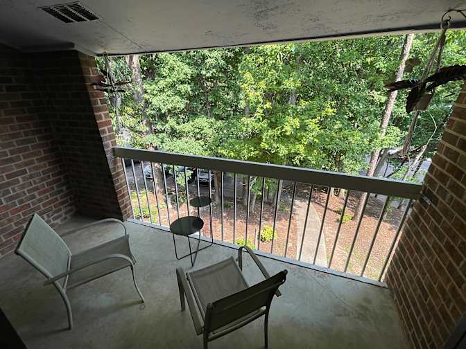 Alcove Rooms's room