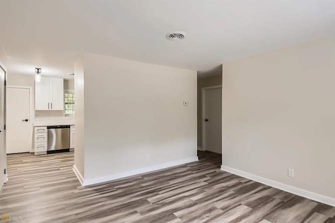 Alcove Rooms's room