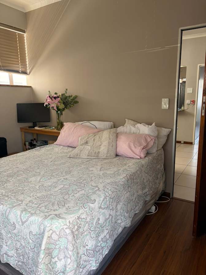 Camilla's room