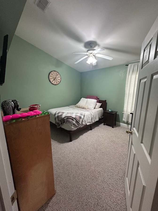 Caitlyn's room