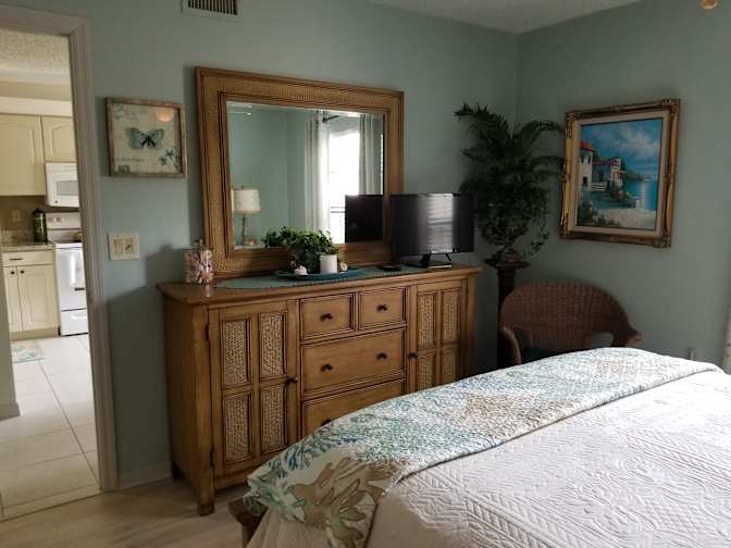 Ellen's room