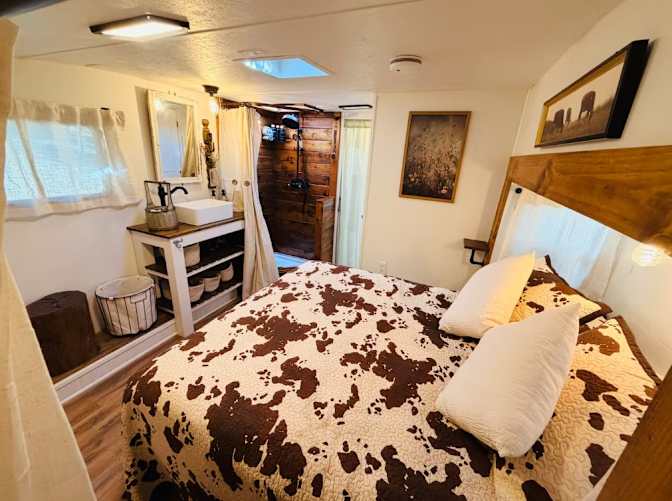 Stephanie's room